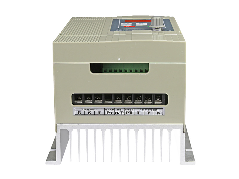 4000H通用變頻器，變頻器三相380V，變頻器廠家，電機(jī)變頻器